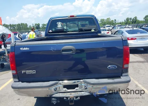 2002 Ford F-250 Lariat/Xl/Xlt z USA, uszkodzony, nr VIN 1FTNX21F72EC13520